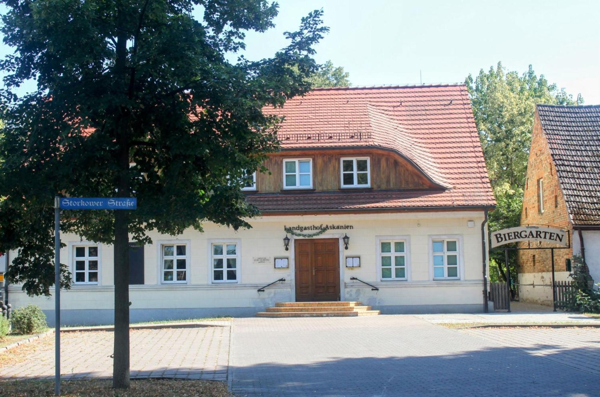 Landgasthof Askanien 滕普林 外观 照片